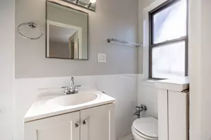 1140 N La Salle Dr, Chicago, IL 60610 - Photo 10