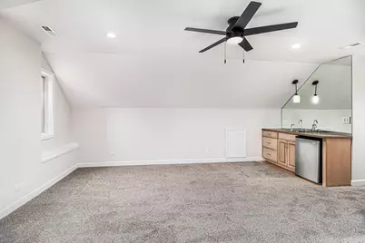 1104 Hillcrest Avenue, Fox River Grove, IL 60021 - Photo 14