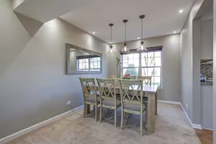 6291 Eagle Ridge Dr, Gurnee, IL 60031 - Photo 14