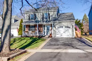 6291 Eagle Ridge Dr, Gurnee, IL 60031 - Photo 2