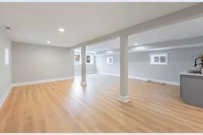 2336 Oak Park Avenue, Berwyn, IL 60402 - Photo 34