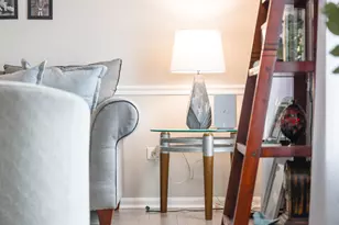 6930 Bennington Dr, Gurnee, IL 60031 - Photo 6