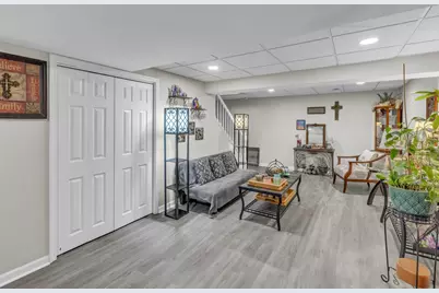 6930 Bennington Drive, Gurnee, IL 60031 - Photo 32