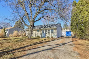 1328 Teakwood Ln, Crystal Lake, IL 60014 - Photo 30