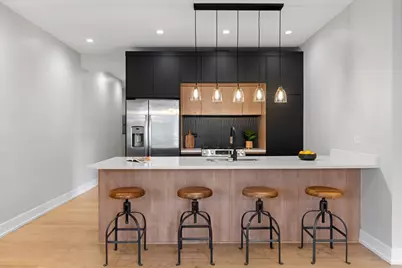 3653 W Barry Avenue #3W, Chicago, IL 60618 - Photo 4