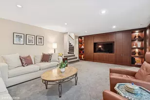 1327 N Sutton Pl, Chicago, IL 60610 - Photo 20