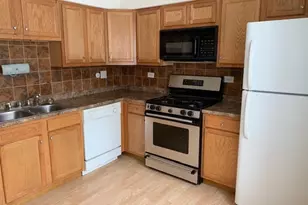 6616 104th Pl, Chicago Ridge, IL 60415 - Photo 2