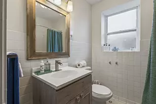 6444 N Washtenaw Ave, Chicago, IL 60645 - Photo 22