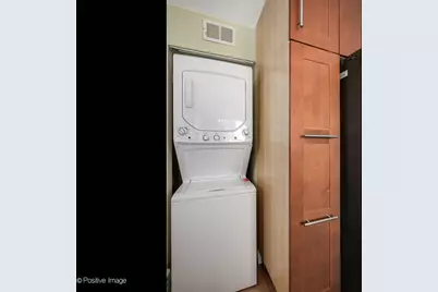 2067 W Farwell Avenue #3S, Chicago, IL 60645 - Photo 14