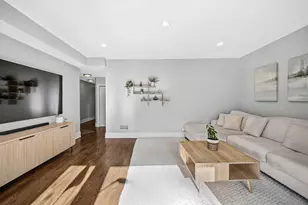 840 W Gunnison St, Chicago, IL 60640 - Photo 4