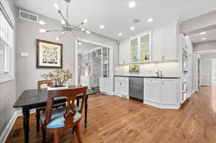 2026 Greenwood Ave, Wilmette, IL 60091 - Photo 8