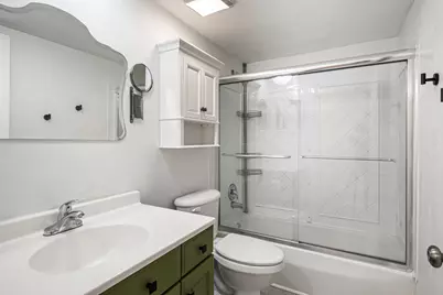 1938 Huntington Boulevard, Hoffman Estates, IL 60169 - Photo 12
