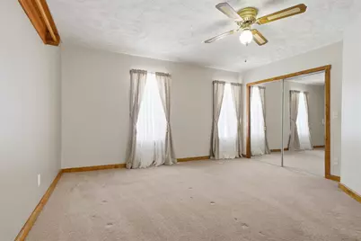 817 W Madison Street, Pontiac, IL 61764 - Photo 16