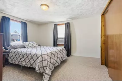 817 W Madison Street, Pontiac, IL 61764 - Photo 28