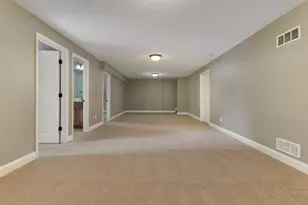 54 Yukon Cir, Bloomington, IL 61705 - Photo 28