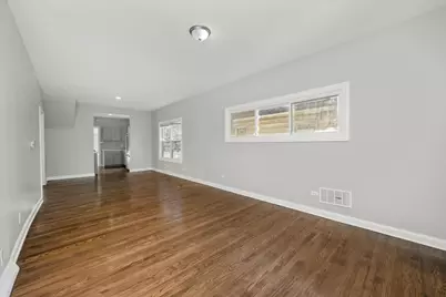 607 N 9th Avenue, Maywood, IL 60153 - Photo 6