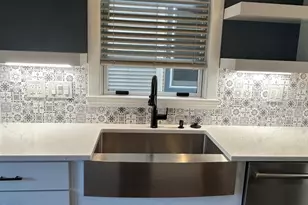 1926 W Warner Ave, Chicago, IL 60613 - Photo 10