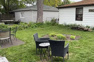 17831 Walter St, Lansing, IL 60438 - Photo 2