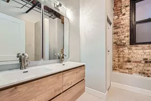 368 W Huron St, Chicago, IL 60654 - Photo 26