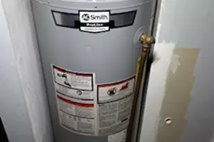 410 S Ralph St, Watseka, IL 60970 - Photo 14