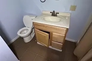 410 S Ralph St, Watseka, IL 60970 - Photo 12