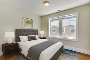 6321 N Artesian Ave, Chicago, IL 60645 - Photo 10