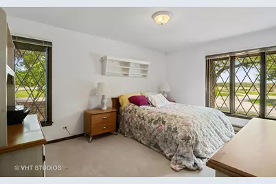 [Address not provided], Libertyville, IL 60048 - Photo 16