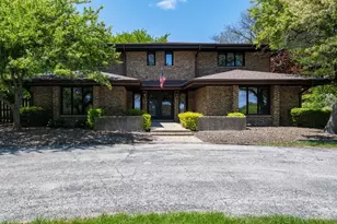 [Address not provided], Libertyville, IL 60048 - Photo 1