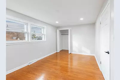 5631 W 64th Place, Chicago, IL 60638 - Photo 18