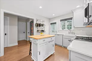 416 Pine Manor Dr, Wilmette, IL 60091 - Photo 10