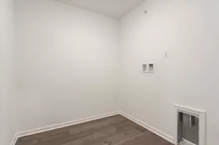 424 Comstock Rd, South Elgin, IL 60177 - Photo 8