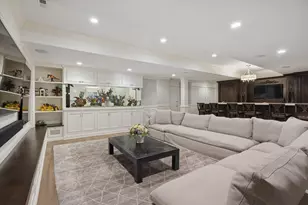 321 E 9th St, Hinsdale, IL 60521 - Photo 26