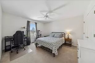 630 Thornwood Way, South Elgin, IL 60177 - Photo 16