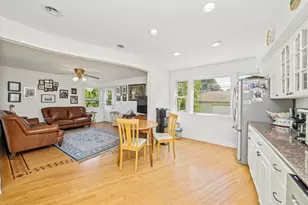 6433 N Drake Ave, Lincolnwood, IL 60712 - Photo 10