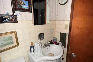 407 N 1st St, Fairbury, IL 61739 - Photo 10