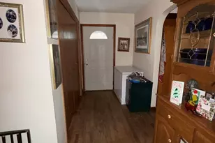 407 N 1st St, Fairbury, IL 61739 - Photo 6