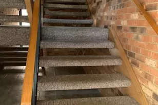 10541 Parkside Ave, Chicago Ridge, IL 60415 - Photo 2