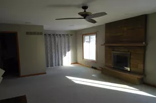 1004 Westminster Rd, Joliet, IL 60435 - Photo 14