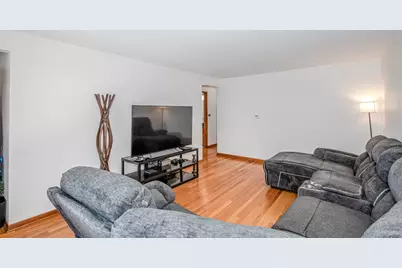 3250 N Natchez Avenue, Chicago, IL 60634 - Photo 4