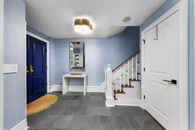 1918 N Bissell Street, Chicago, IL 60614 - Photo 2