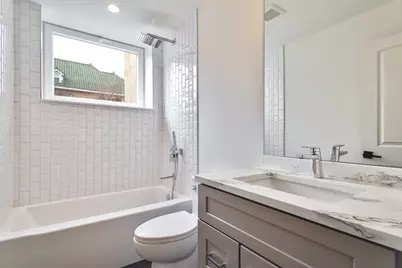 5256 W Newport Avenue, Chicago, IL 60641 - Photo 22