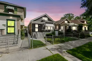 9549 S Calumet Ave, Chicago, IL 60628 - Photo 34