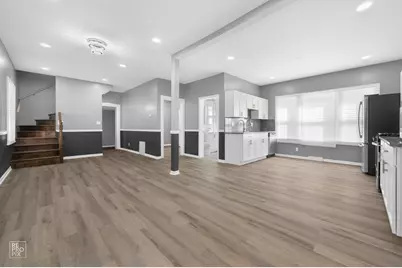 9549 S Calumet Avenue, Chicago, IL 60628 - Photo 4