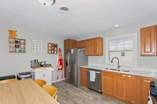 18 Ardith Dr, Normal, IL 61761 - Photo 8