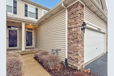 34W655 Roosevelt Avenue #D, Saint Charles, IL 60174 - Photo 2
