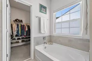 429 Fairway Ln, Sycamore, IL 60178 - Photo 16