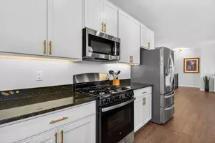 429 Fairway Ln, Sycamore, IL 60178 - Photo 10