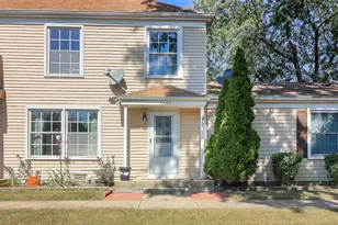 419 Sidney Ave, Glendale Heights, IL 60139 - Photo 1