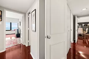 175 E Delaware Pl, Chicago, IL 60611 - Photo 14