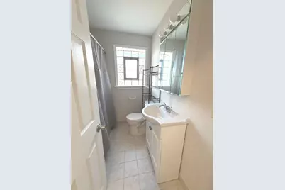 2649 W Balmoral Avenue #2, Chicago, IL 60625 - Photo 6